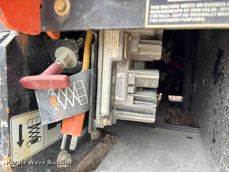 Plataforma Tijera 2020  JLG ES1932 (18)