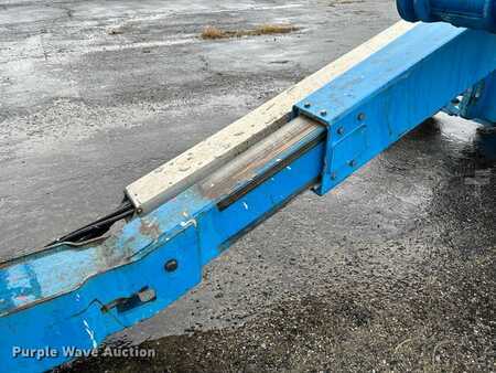Telescopic boom lift 2001  Genie Z-45/25 (12)
