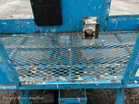 Telescopic boom lift 2001  Genie Z-45/25 (14)