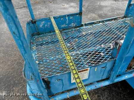 Telescopic boom lift 2001  Genie Z-45/25 (25)