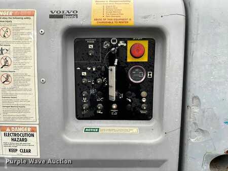 Telescopic boom lift 2001  Genie Z-45/25 (36)