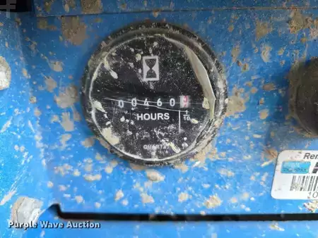 Vertical mast lift 2004  Genie GR-12 (22)