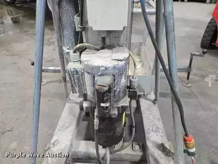 Vertical mast lift - Genie PEU-19AC (26)