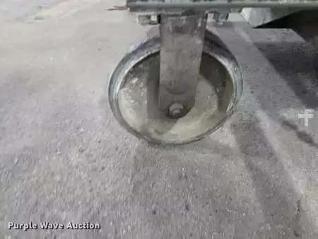 Vertical mast lift - Genie PEU-19AC (34)