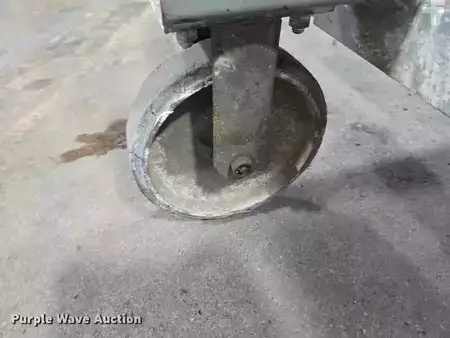 Vertical mast lift - Genie PEU-19AC (36)