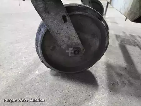 Vertical mast lift - Genie PEU-19AC (38)