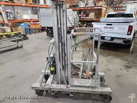 Vertical mast lift - Genie PEU-19AC (4)