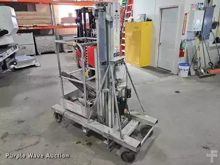 Vertical mast lift - Genie PEU-19AC (7)