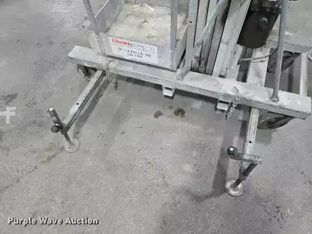 Vertical mast lift - Genie PEU-19AC (9)