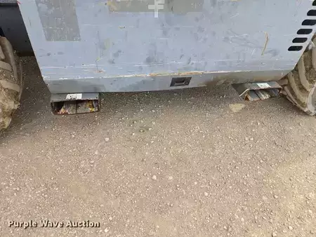 Scissor lift 2014  Skyjack SJ6826RT (12)