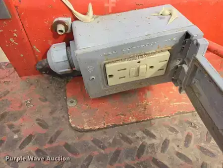 Scissor lift 2014  Skyjack SJ6826RT (35)