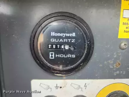 Scissor lift 2014  Skyjack SJ6826RT (37)