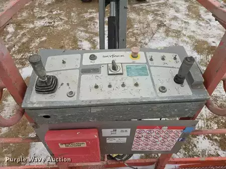 Telescopic boom lift 2014  Skyjack SJ66T (39)
