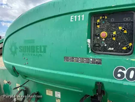 Nacelle télescopique - JLG 600S (10)