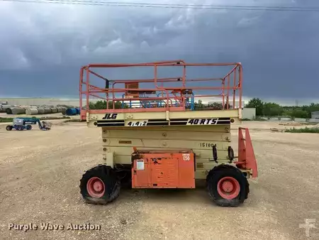 Nacelle à ciseaux - JLG 40RTS (8)
