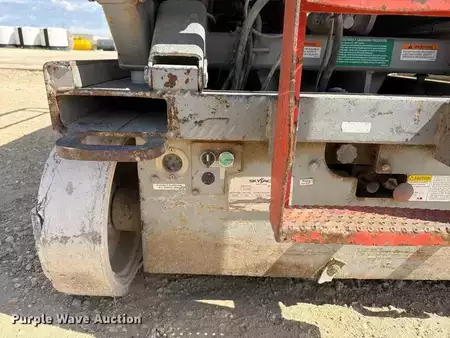 Nacelle à ciseaux - Skyjack SJ3 4732 (10)