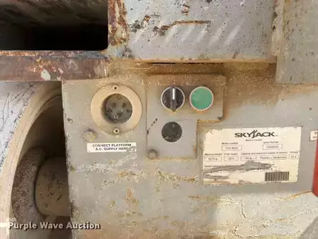 Nacelle à ciseaux - Skyjack SJ3 4732 (18)