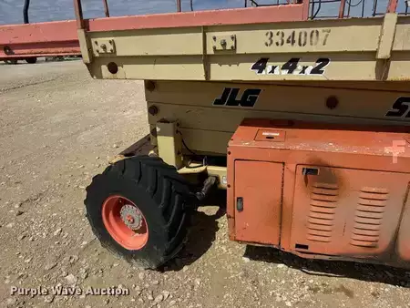 Nacelle à ciseaux - JLG 33RTS (11)