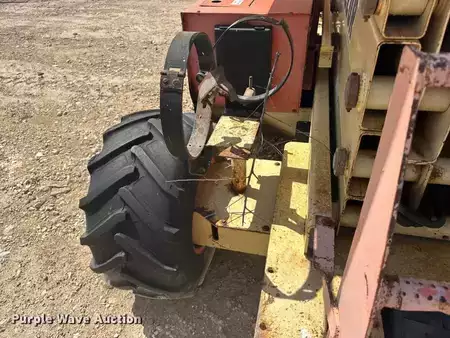 Nacelle à ciseaux - JLG 33RTS (24)