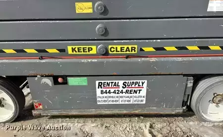 Scissor lift 2008  Skyjack SJ4632 (10)