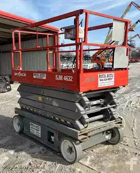 Scissor lift 2008  Skyjack SJ4632 (3)