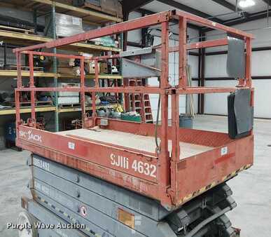 Plataforma Tijera - SkyJack SJIII 4632 (32)