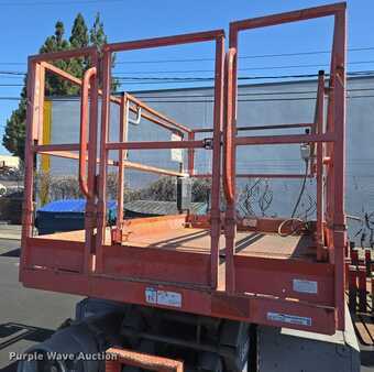 Scissor lift 2014  Skyjack SJ 6832RT (25)