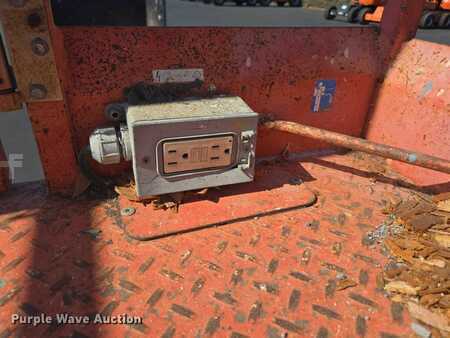 Scissor lift 2014  Skyjack SJ 6832RT (29)