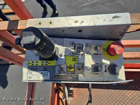 Scissor lift 2014  Skyjack SJ 6832RT (31)