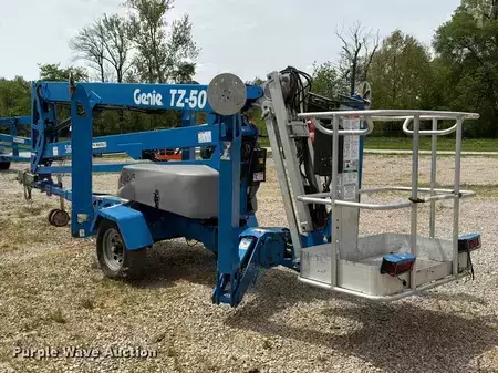 Plataforma Telescópica 2020  Genie TZ-50 DC (7)