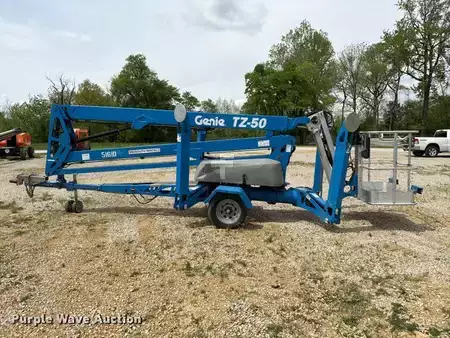 Plataforma Telescópica 2020  Genie TZ-50 DC (8)
