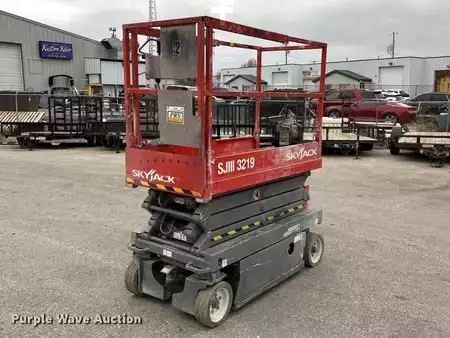 Scissor lift - Skyjack SJ III - 3219 (1)