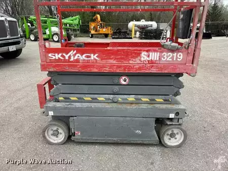 Scissor lift - Skyjack SJ III - 3219 (13)