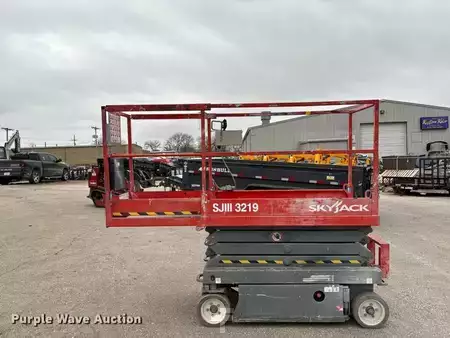Scissor lift - Skyjack SJ III - 3219 (24)