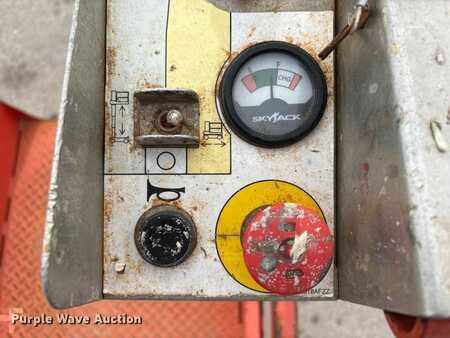 Unipersonales 2017  Skyjack SJ12 (24)