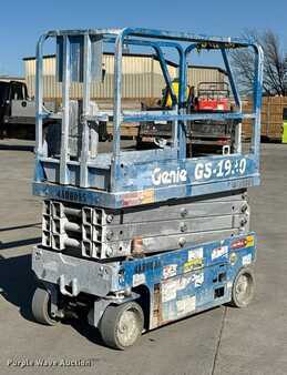 Scissor lift - Genie GS-1930 (1)
