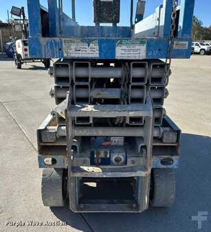 Scissor lift - Genie GS-1930 (10)