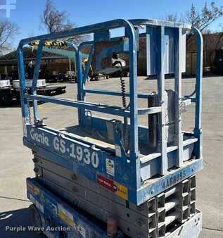 Scissor lift - Genie GS-1930 (15)