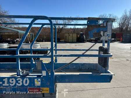 Scissor lift - Genie GS-1930 (18)