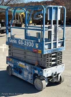 Scissor lift - Genie GS-1930 (3)