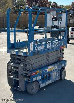 Scissor lift - Genie GS-1930 (5)