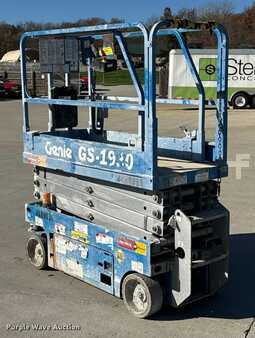 Scissor lift - Genie GS-1930 (7)