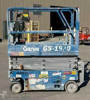 Scissor lift - Genie GS-1930 (8)