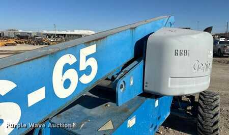 Telescopic boom lift 2007  Genie S-65 (14)