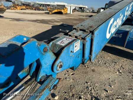 Telescopic boom lift 2007  Genie S-65 (17)