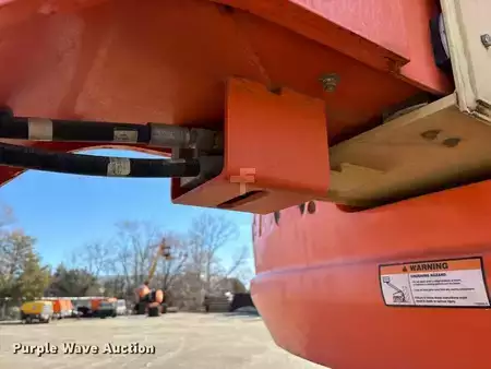 Telescopic boom lift 2011  JLG 800AJ (26)
