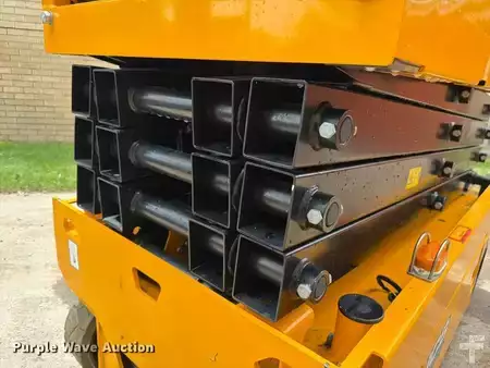 Nacelle à ciseaux 2023  JCB S1932EDRV (20)