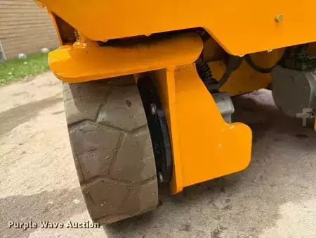 Nacelle à ciseaux 2023  JCB S1932EDRV (23)