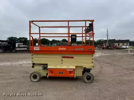 Plataforma de Tijera 2020  JLG 3246ES (4)