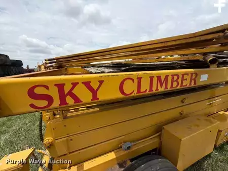 Scissor lift - Sky Climber (11)